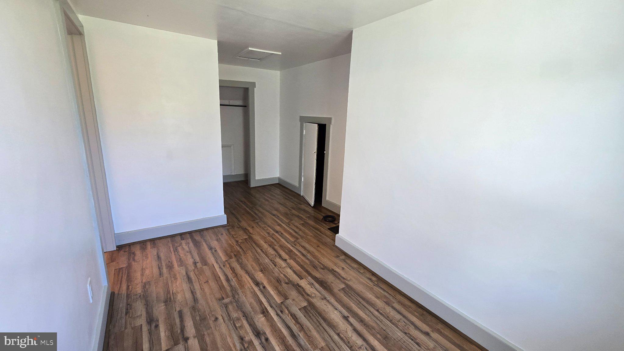 1233 New London Road Landenberg, PA 19350 - Photo 18 of 37 Spacious, light-filled room awaits you.