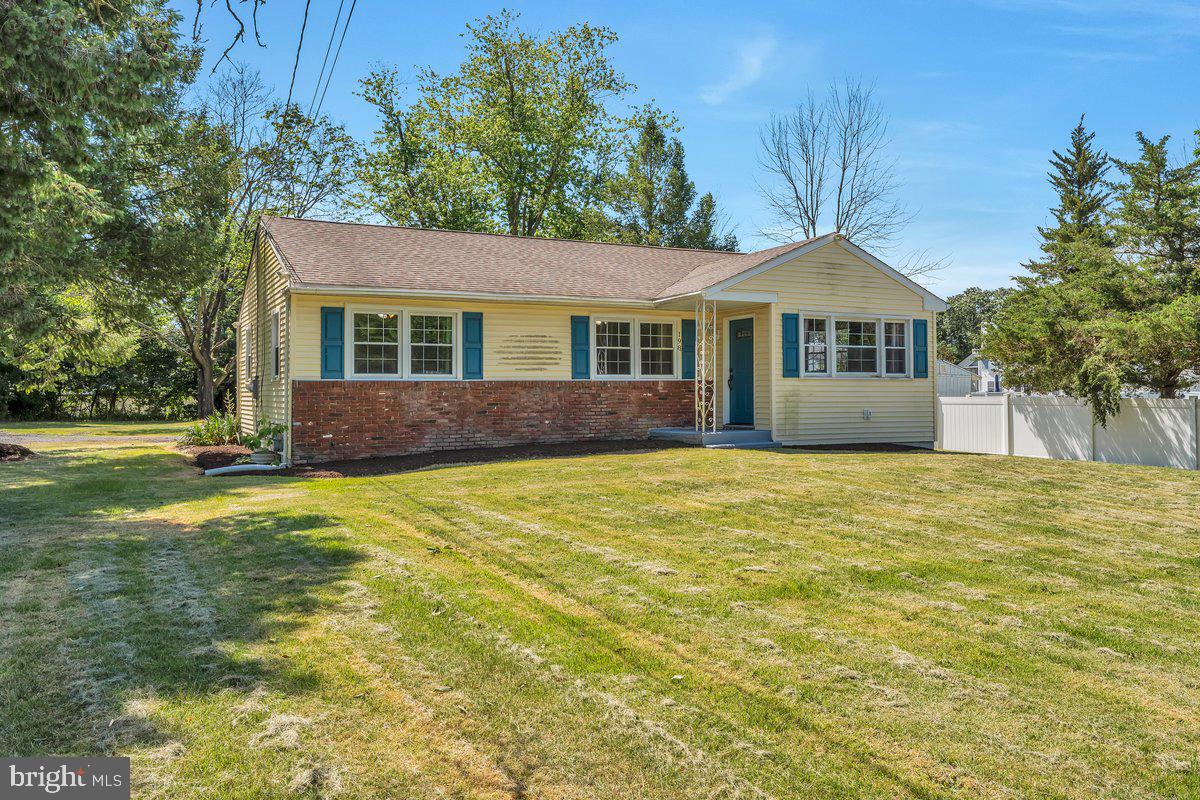 198 Jarvis Road Sicklerville, NJ 08081 - Photo 3 of 27