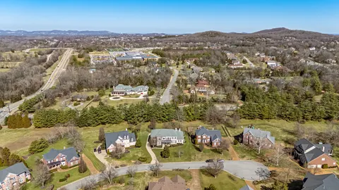$1,799,900 | 9012 Grey Pointe Court, Brentwood, TN 37027