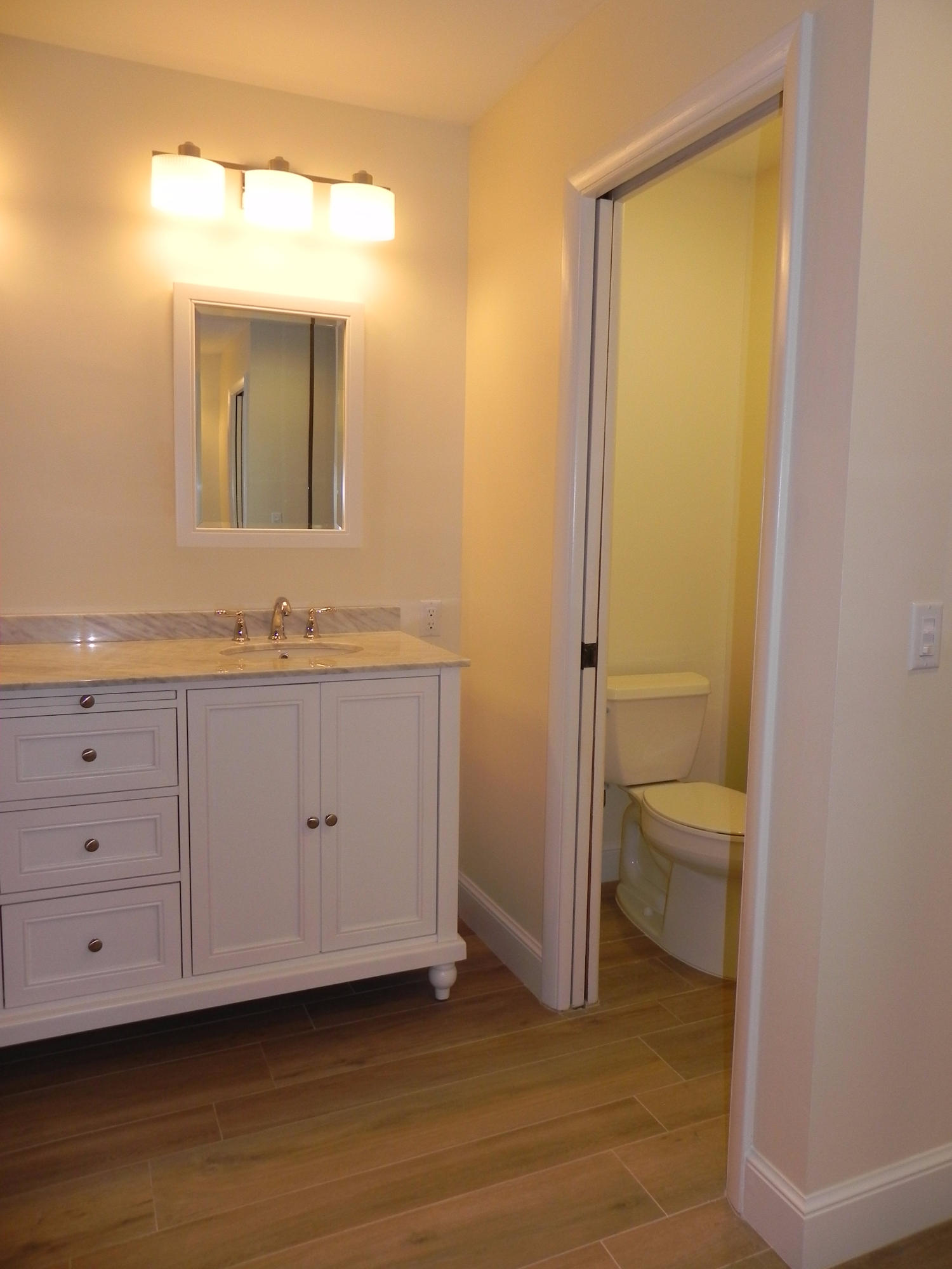 210 Ridge Road Jupiter, FL 33477 - Photo 21 of 41 Private Water Closet