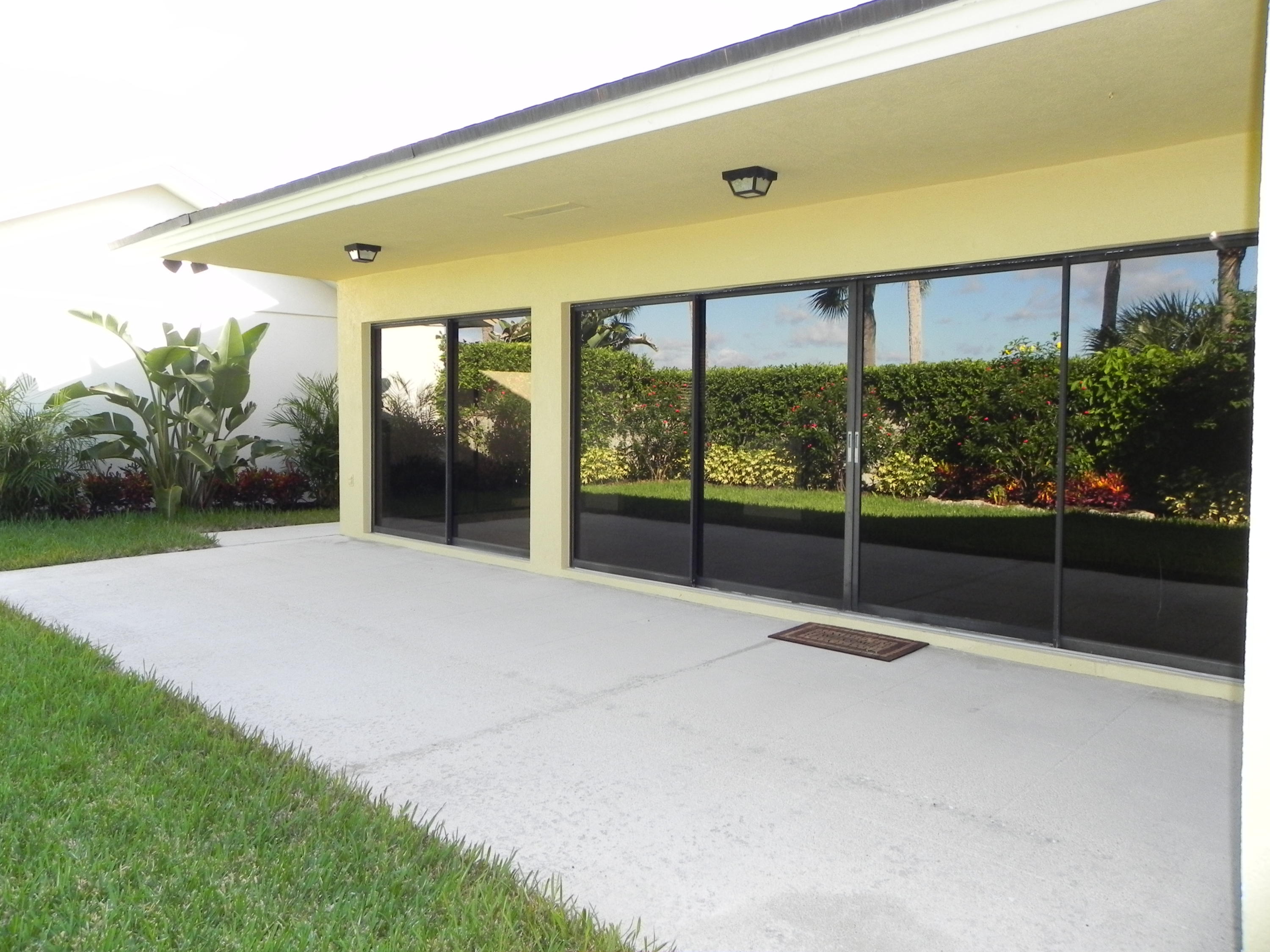 210 Ridge Road Jupiter, FL 33477 - Photo 10 of 41 Rear Patio