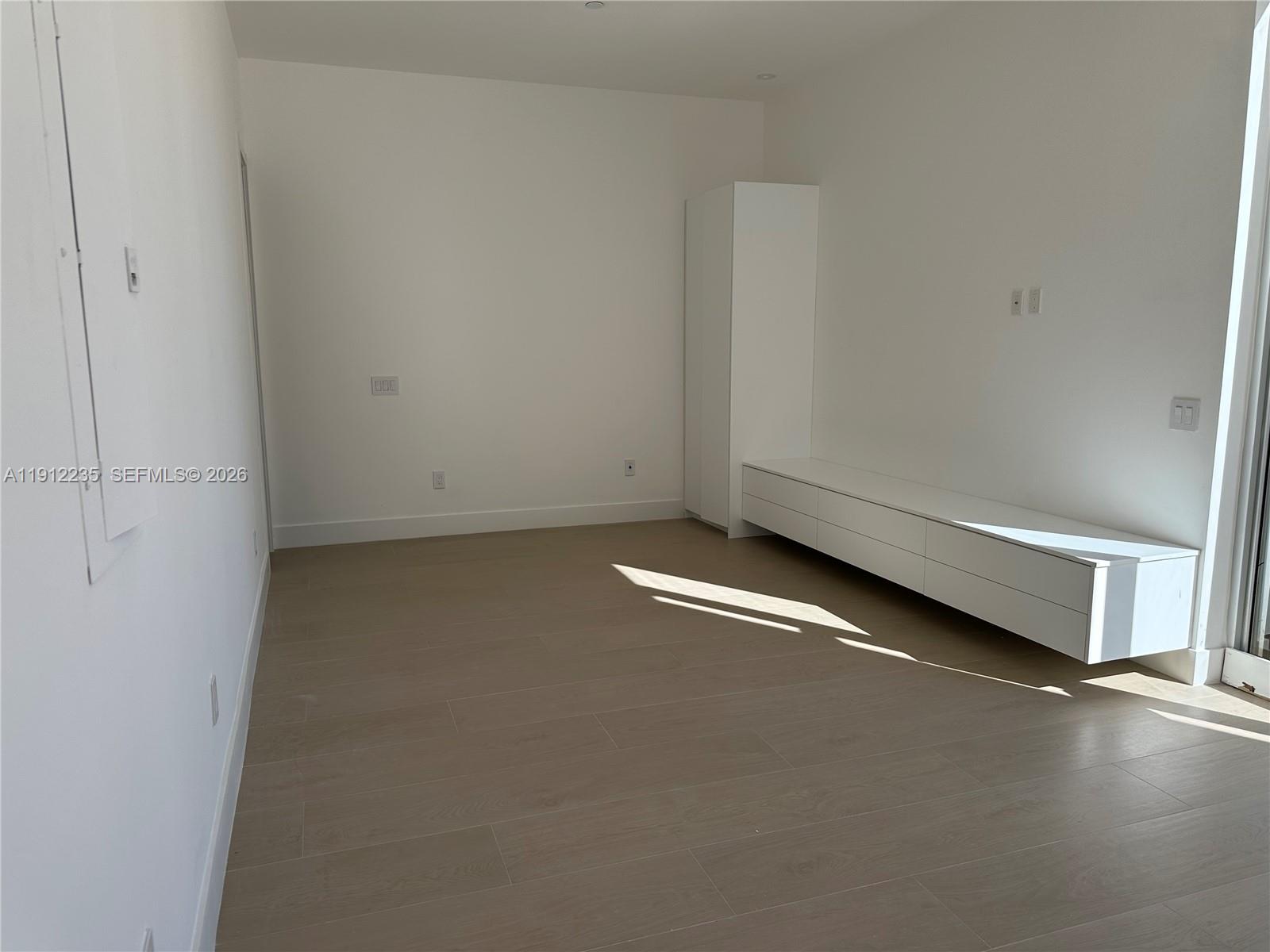 881 Ocean Drive, Unit L3 Key Biscayne, FL 33149 - Photo 6 of 16