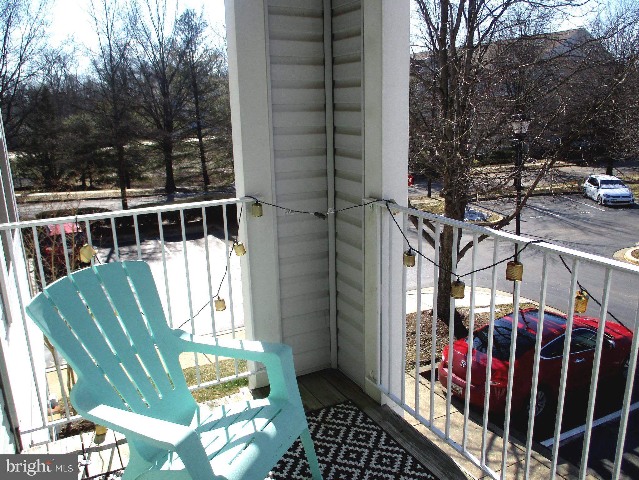 2003 Phillips Terrace, Unit 6 Annapolis, MD 21401 - Photo 9 of 11 a view of balcony with a potted plant
