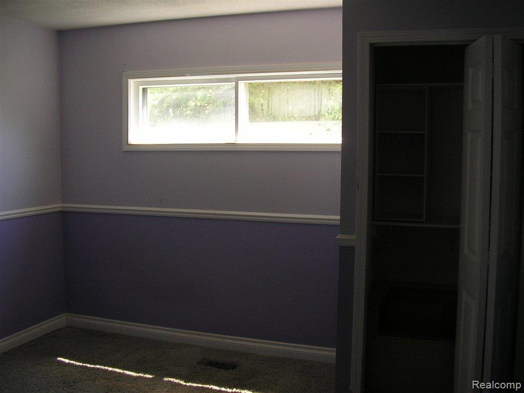2560 Alger Road Port Huron, MI 48060 - Photo 8 of 12 P5160014.JPG