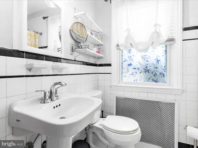 $300,000 | 6618 Altamont Avenue, Catonsville, MD 21228