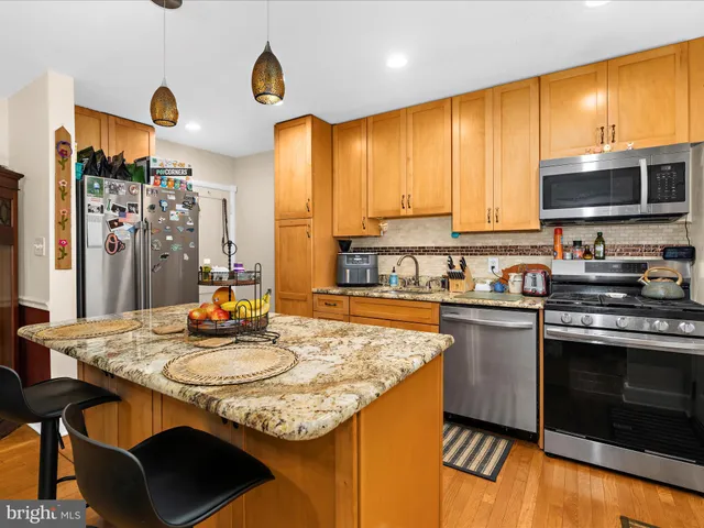 $300,000 | 6618 Altamont Avenue, Catonsville, MD 21228