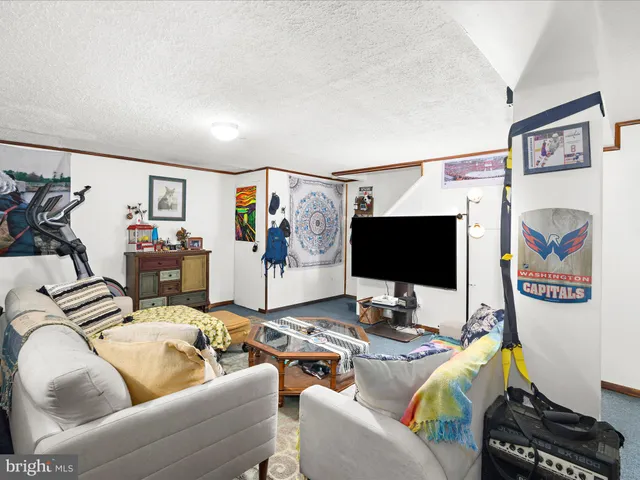 $300,000 | 6618 Altamont Avenue, Catonsville, MD 21228