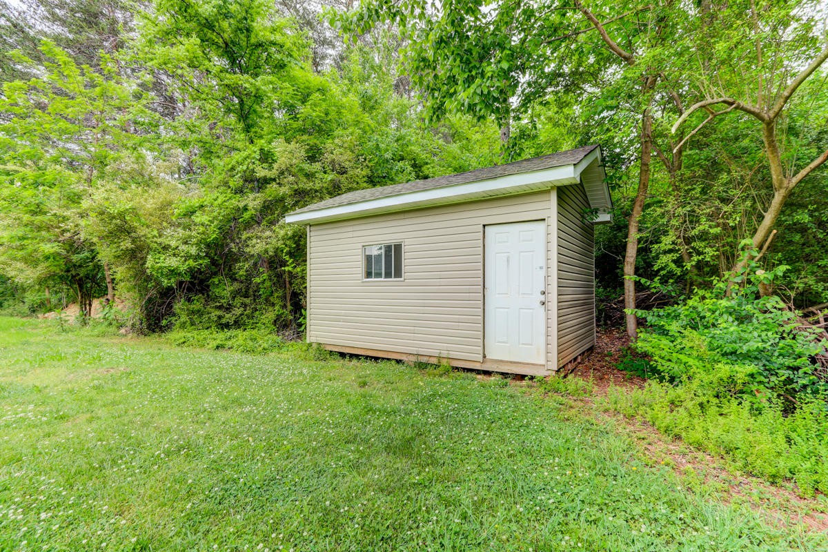 1408 Hillvale Road Louisville, TN 37777 - Photo 19 of 21 Gallery Image 19