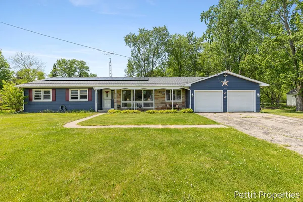$234,500 | 230 Creekview Drive, Battle Creek, MI 49037