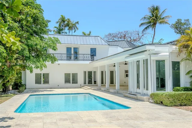 $3,599,000 | 6540 Southwest 135th Terrace, Pinecrest, FL 33156