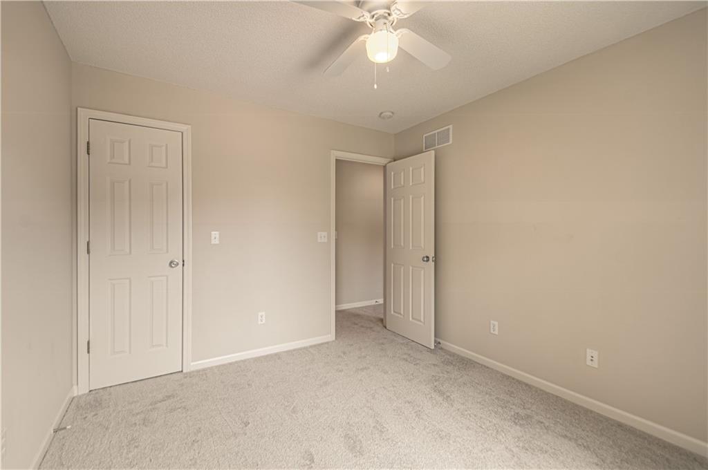 520 Parma Way Gardner, KS 66030 - Photo 22 of 40