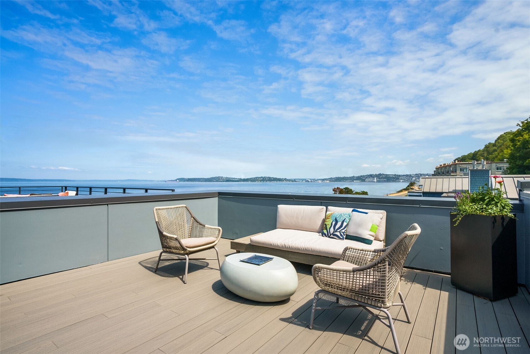 1706 Alki Avenue Southwest, Unit B Seattle, WA 98116 - Photo 17 of 29