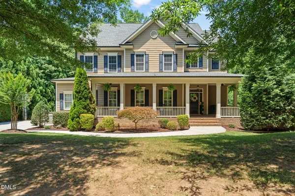 $1,275,000 | 525 Chrismill Lane, Holly Springs, NC 27540