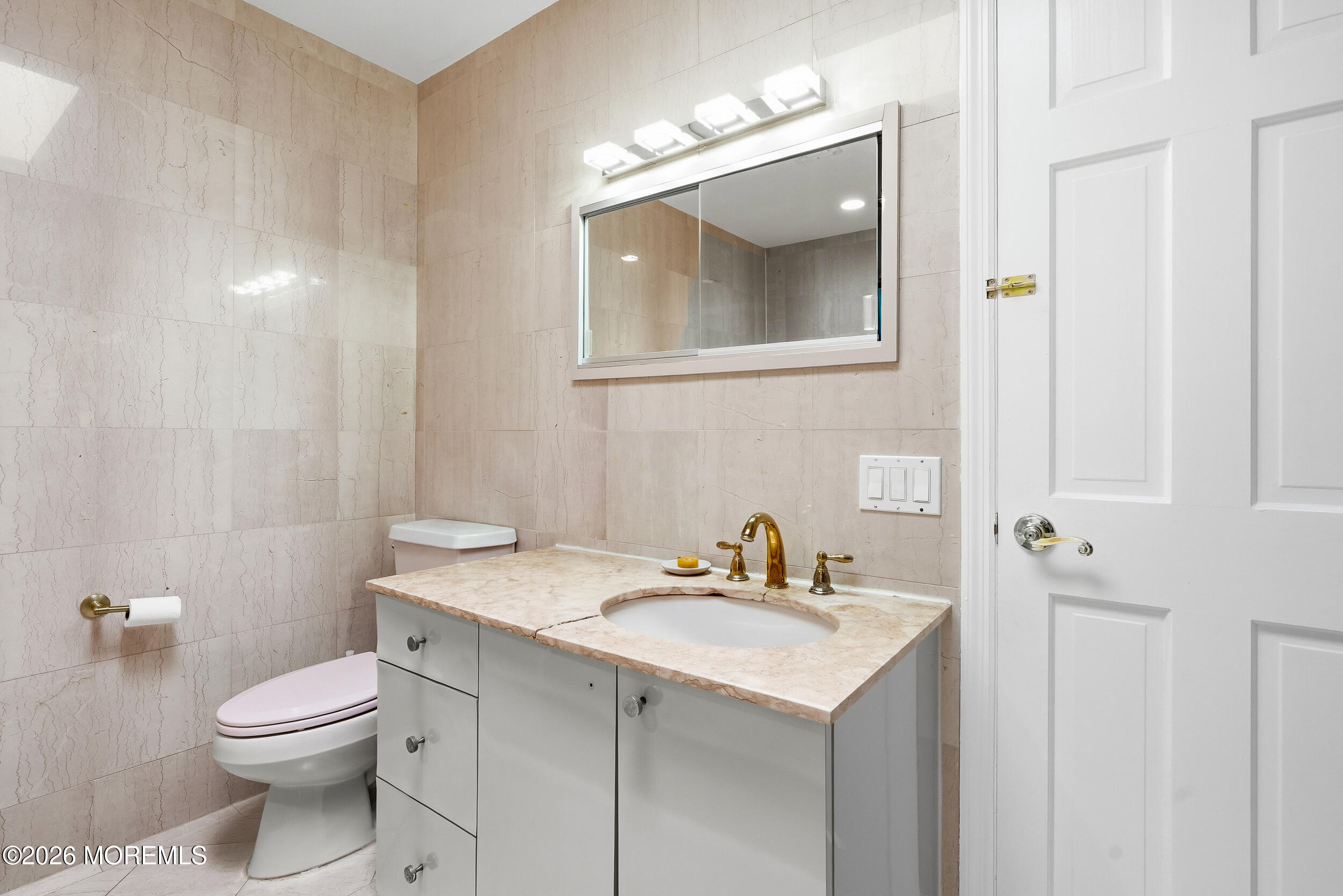 304 Monmouth Road Deal, NJ 07723 - Photo 27 of 46 33_033