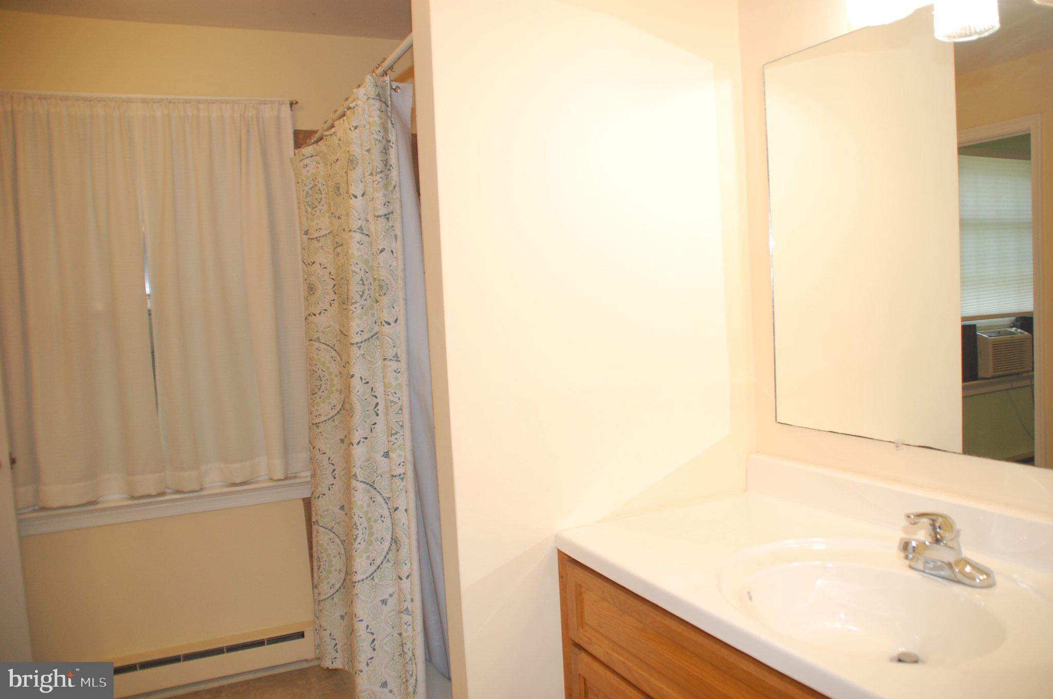 883 Kulp Road Harleysville, PA 19438 - Photo 20 of 54 Large vanity