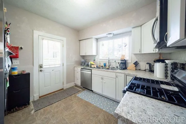 $499,900 | 437 Rosewood Avenue Southeast, Grand Rapids, MI 49506