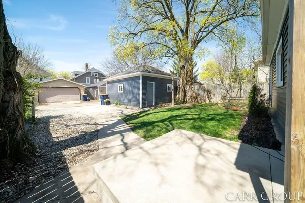 $499,900 | 437 Rosewood Avenue Southeast, Grand Rapids, MI 49506