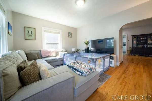 $499,900 | 437 Rosewood Avenue Southeast, Grand Rapids, MI 49506