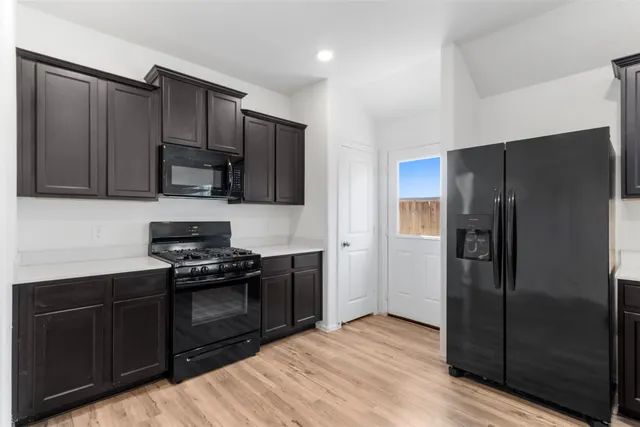 $249,900 | 23927 Falling Daylight Drive, Hockley, TX 77447