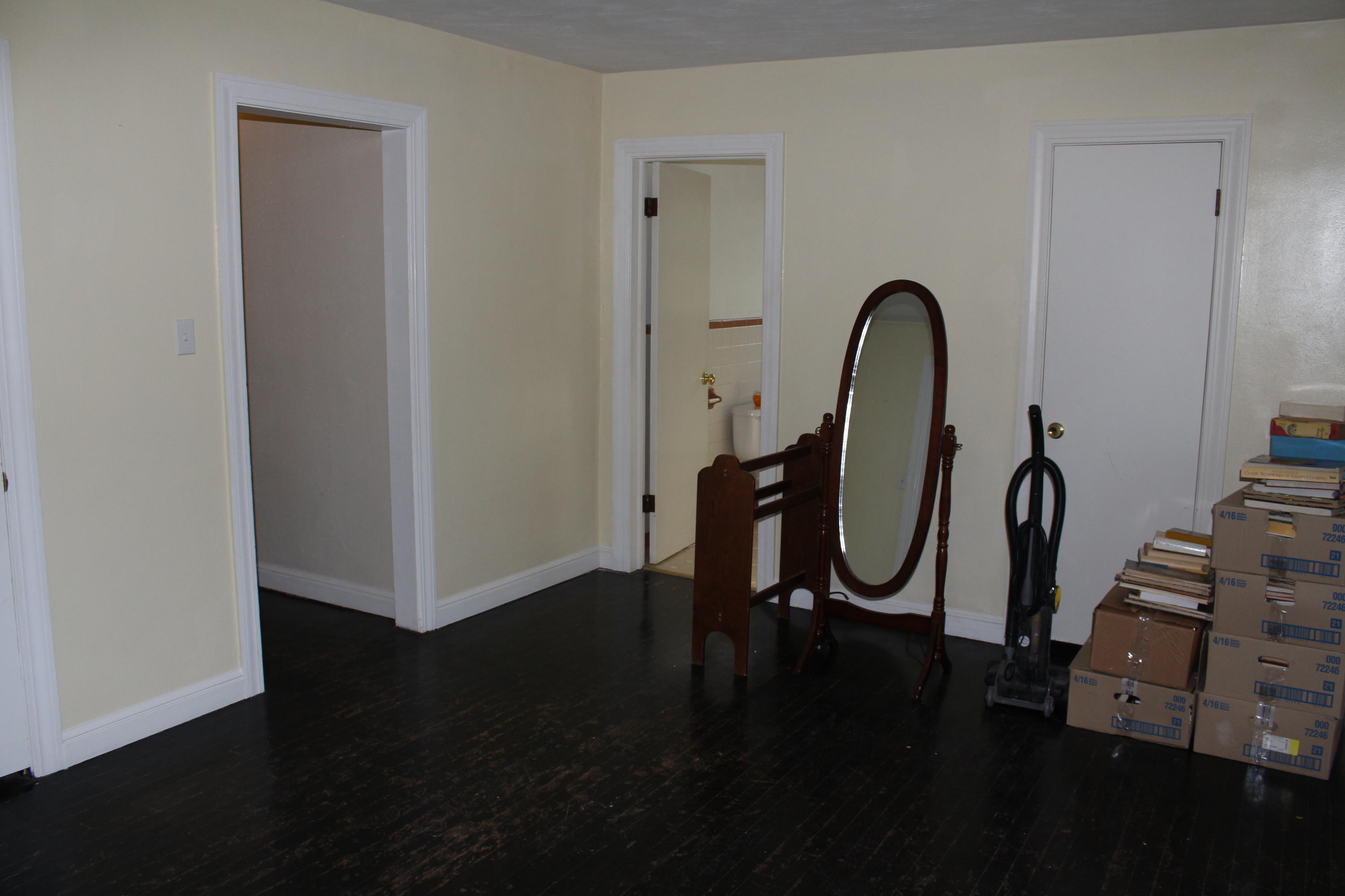 1122 Victory Road Southeast Roanoke, VA 24014 - Photo 15 of 30 IMG_2046