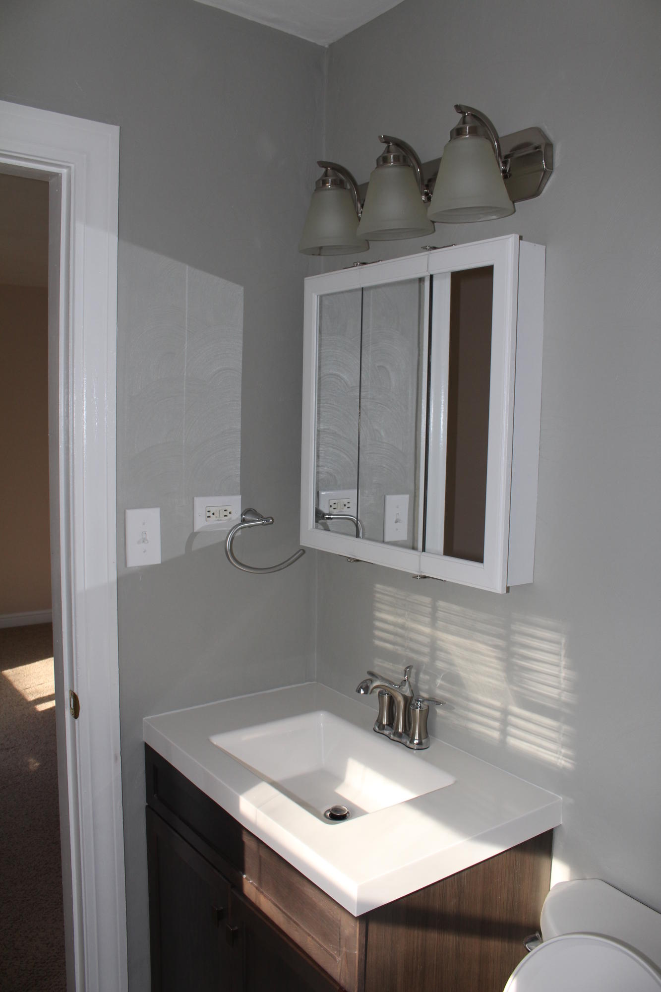 1122 Victory Road Southeast Roanoke, VA 24014 - Photo 21 of 30 IMG_2037