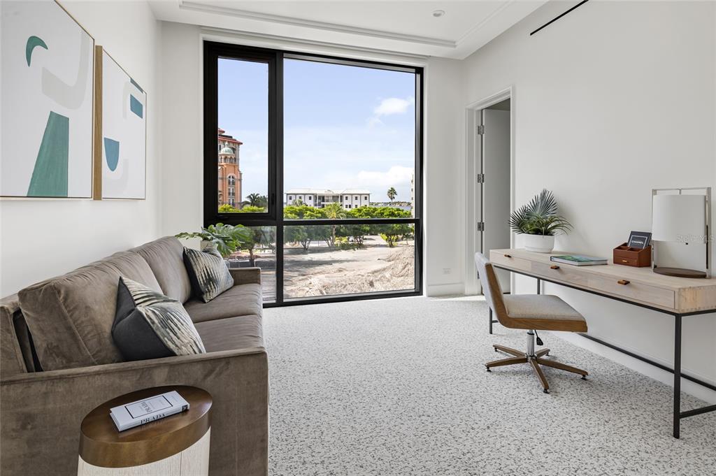 509 Golden Gate Point, Unit 2 Sarasota, FL 34236 - Photo 22 of 27