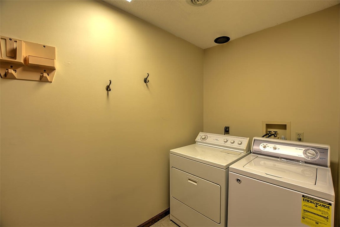 1211 West Scotch Pine Court Decatur, IL 62526 - Photo 34 of 39