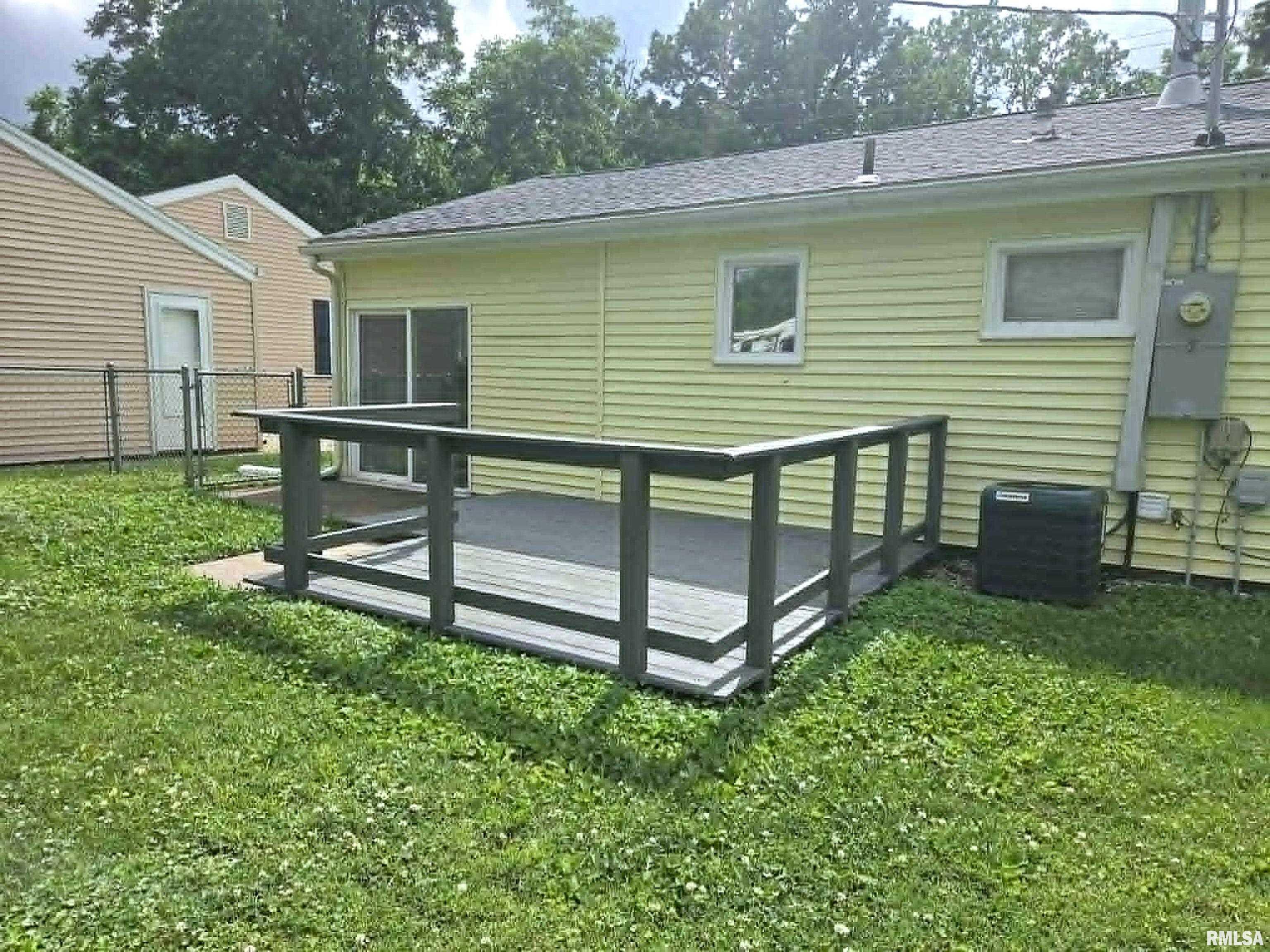 1913 South 12th Street Quincy, IL 62301 - Photo 17 of 20