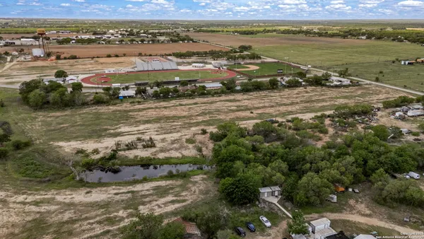 $380,000 | Tbd North Windy Knoll, Devine, TX 78016