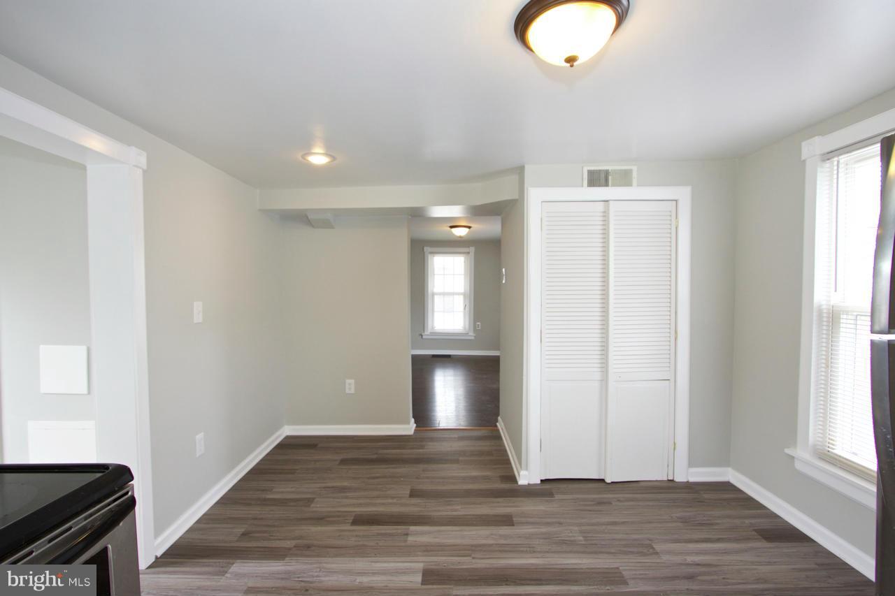 346 Townsend Road Baltimore, MD 21221 - Photo 9 of 20 Kitchen