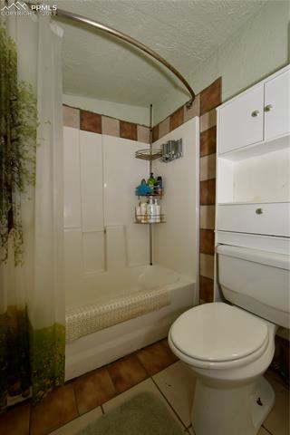 4205 Meridian Road Peyton, CO 80831 - Photo 21 of 32 Master bathroom