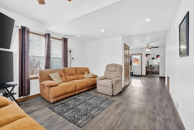 $299,000 | 427 West 12th Avenue, Oshkosh, WI 54902