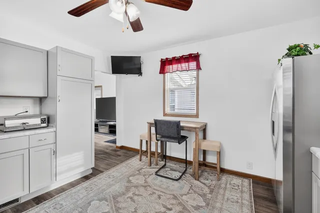 $299,000 | 427 West 12th Avenue, Oshkosh, WI 54902