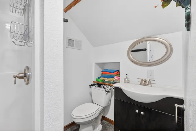 $299,000 | 427 West 12th Avenue, Oshkosh, WI 54902