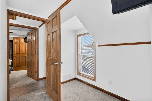 $299,000 | 427 West 12th Avenue, Oshkosh, WI 54902