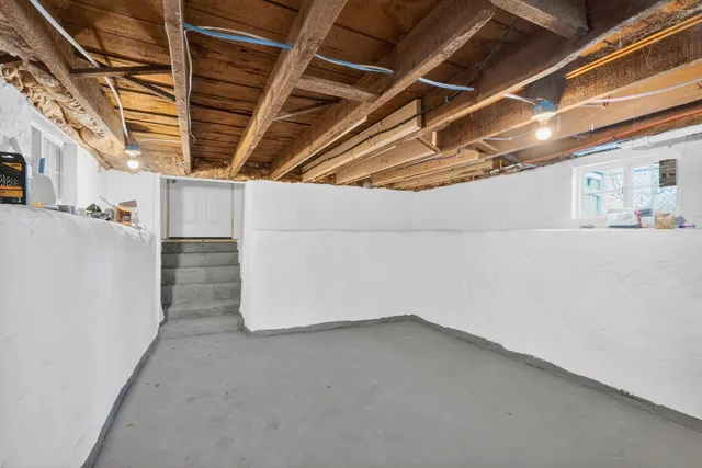 $299,000 | 427 West 12th Avenue, Oshkosh, WI 54902