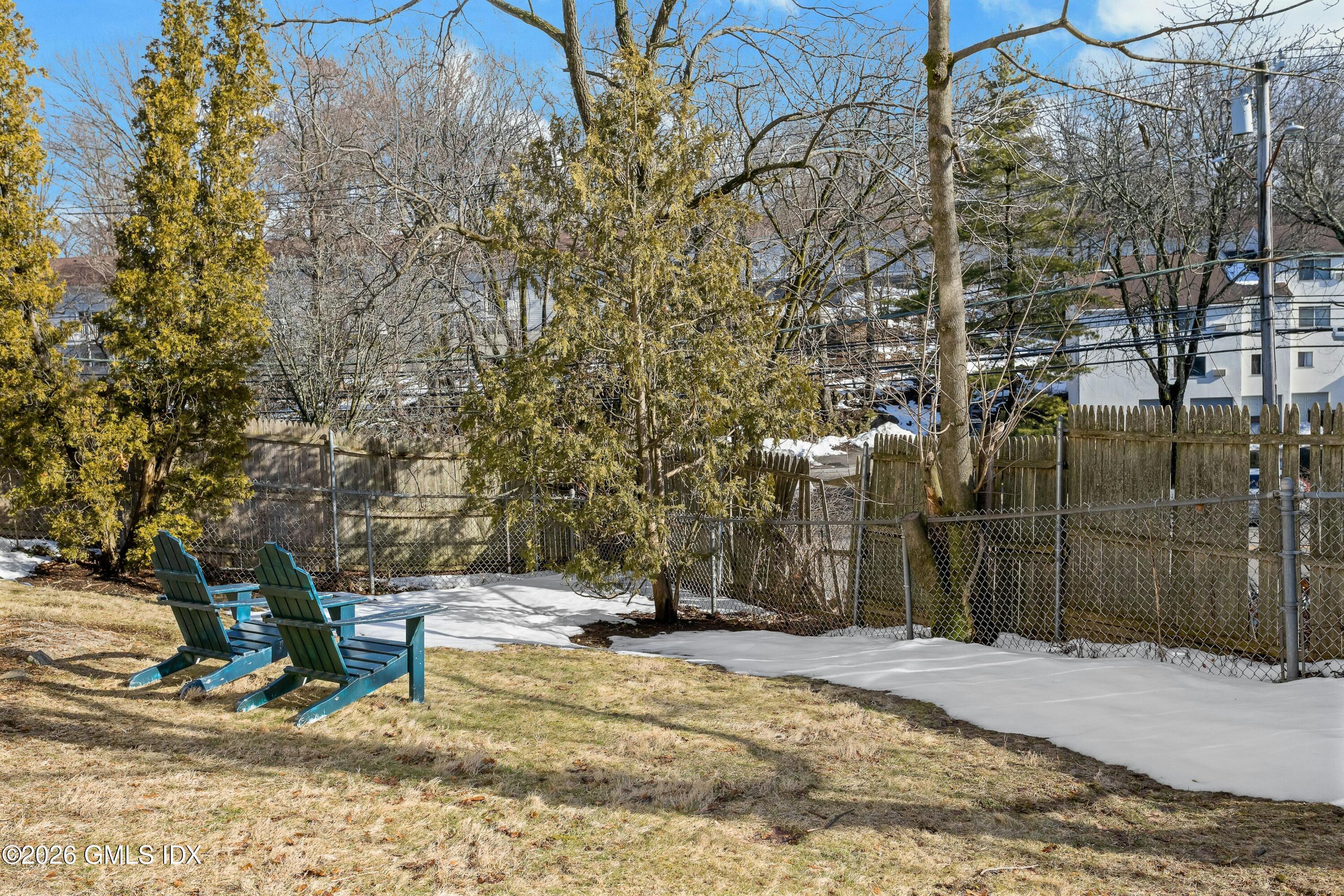 9 Weaver Street, Unit 9 Greenwich, CT 06831 - Photo 17 of 18