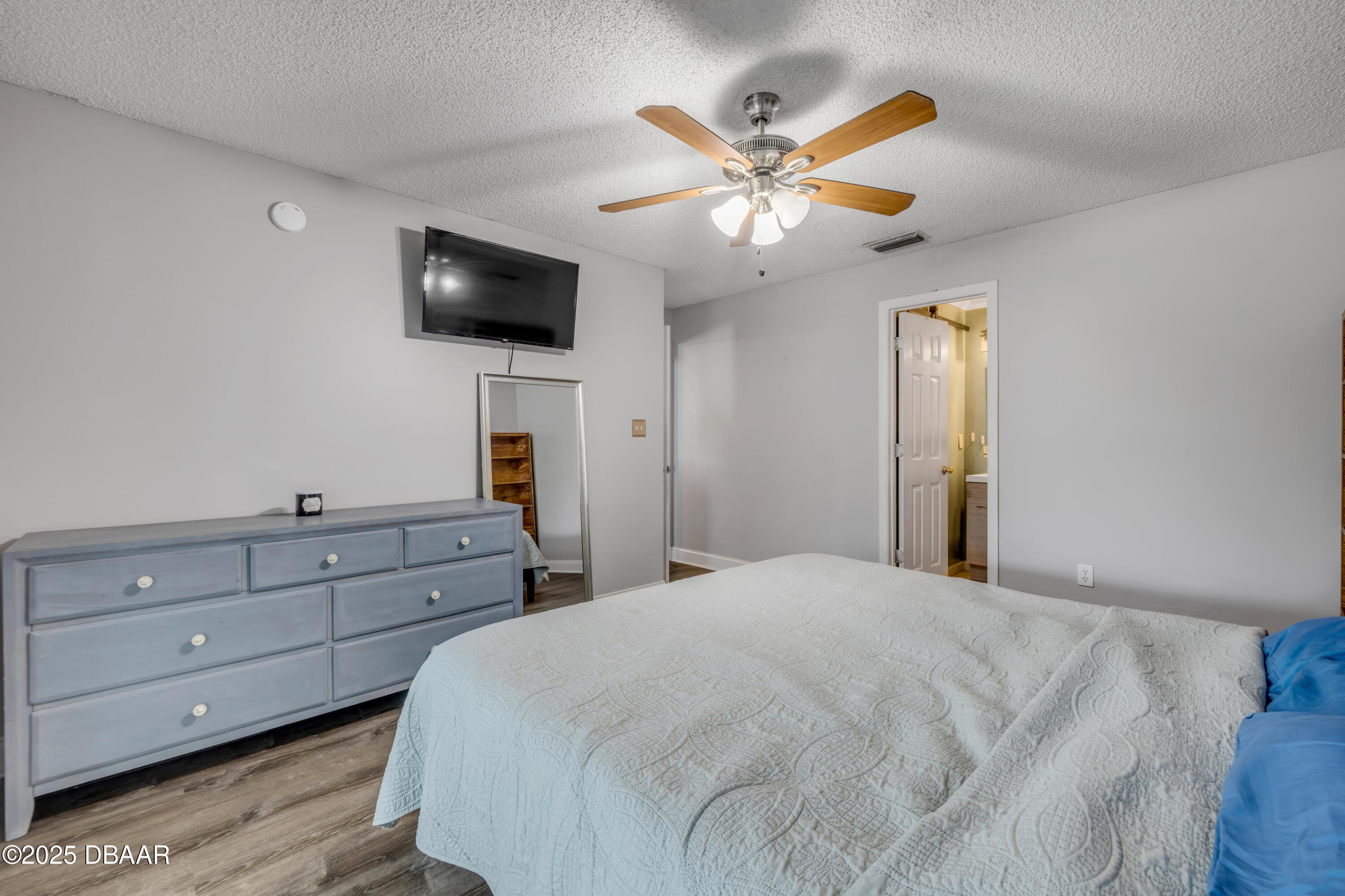 4575 Olympic Drive Cocoa, FL 32927 - Photo 14 of 30 b - Interior (13)