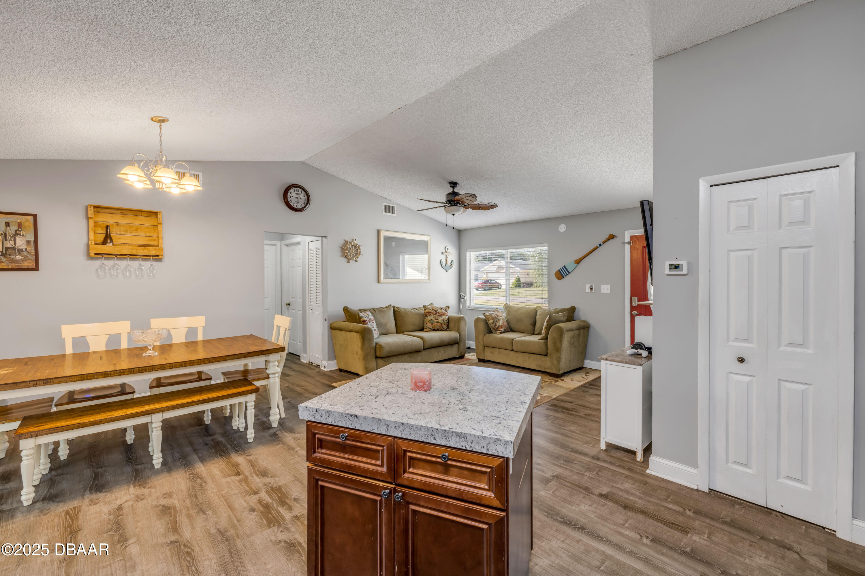 4575 Olympic Drive Cocoa, FL 32927 - Photo 9 of 30 b - Interior (9)