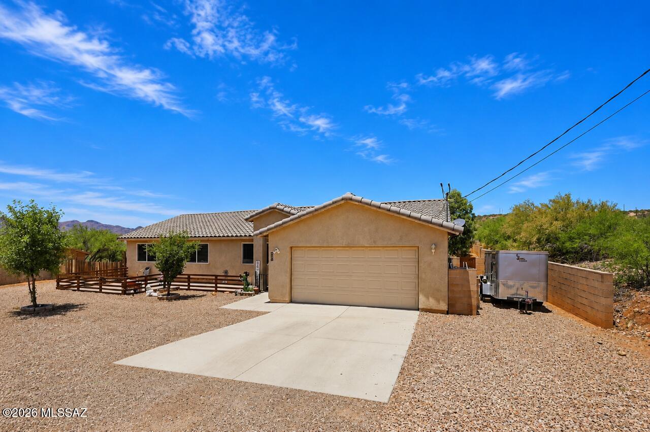 178 Calle Pulpo Rio Rico, AZ 85648 - Photo 3 of 41