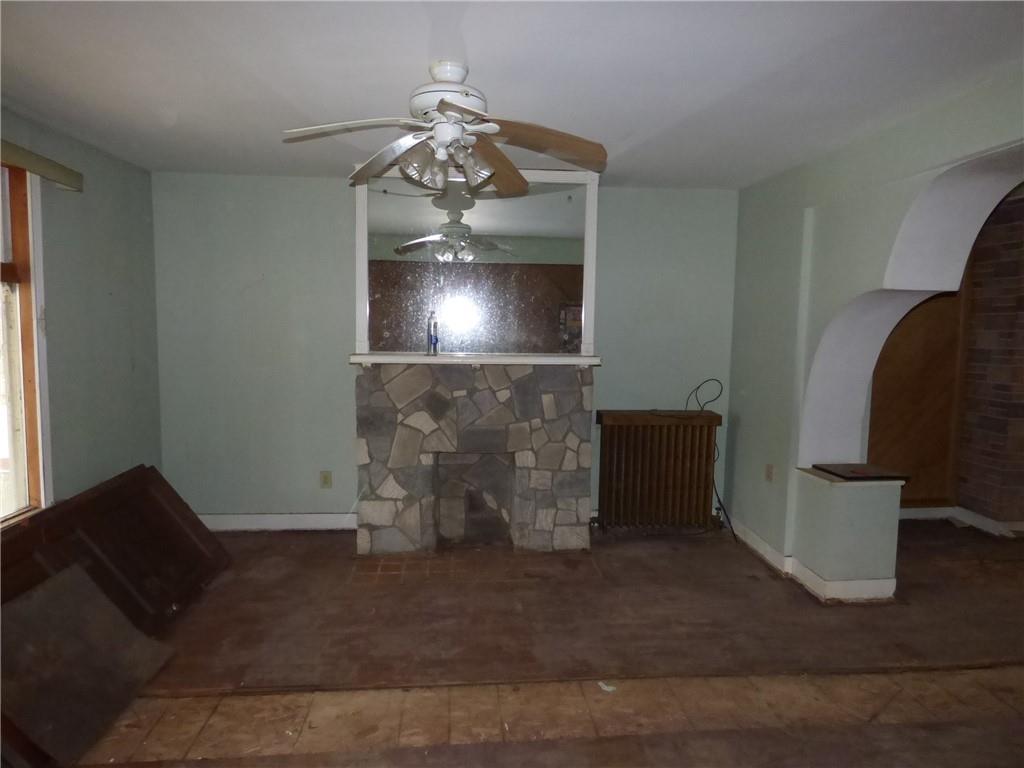 211 Amherst Street Pittsburgh, PA 15220 - Photo 14 of 40 a view of a livingroom with furniture