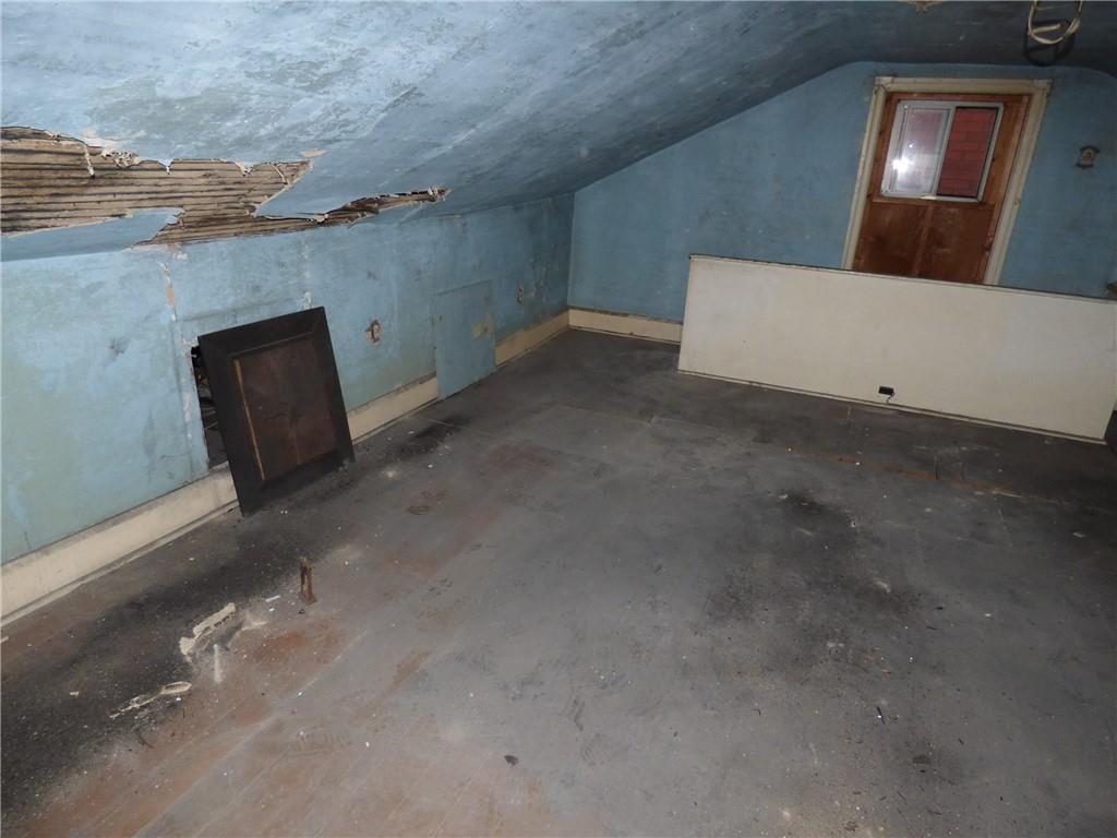 211 Amherst Street Pittsburgh, PA 15220 - Photo 39 of 40 a view of an empty room