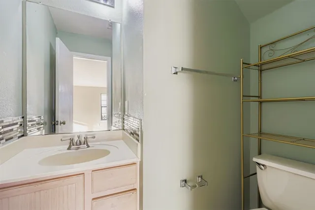 $2,450 | 1105 American Robin Path, Pflugerville, TX 78660