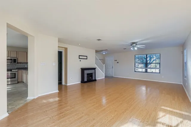 $2,450 | 1105 American Robin Path, Pflugerville, TX 78660