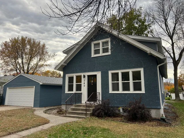 $295,000 | 740 Ash Street Northeast, Hutchinson, MN 55350