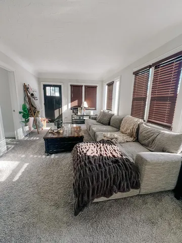 $295,000 | 740 Ash Street Northeast, Hutchinson, MN 55350