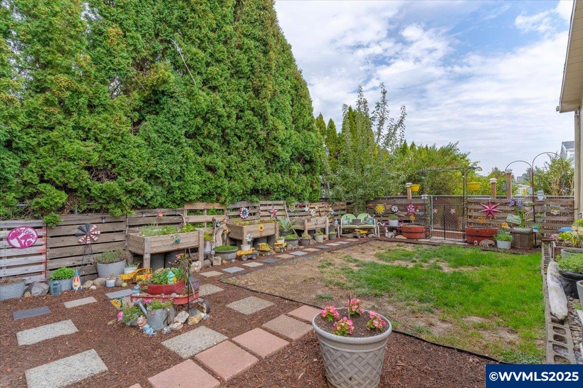 277 Edwards Road, Unit 133 Monmouth, OR 97361 - Photo 39 of 41