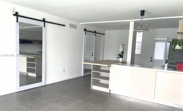 $1,750 | 2861 Leonard Drive, Unit F505, Aventura, FL 33160