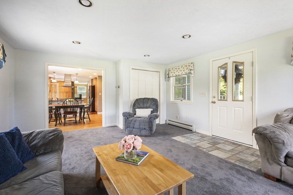 2 Harding Road Medway, MA 02053 - Photo 12 of 42 Gallery Image 12