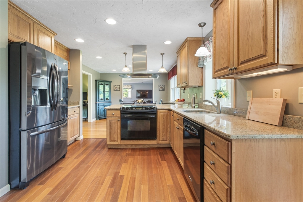 2 Harding Road Medway, MA 02053 - Photo 10 of 42 Gallery Image 10